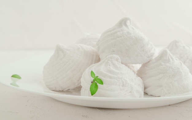 Delicati marshmallow alla frutta bianca