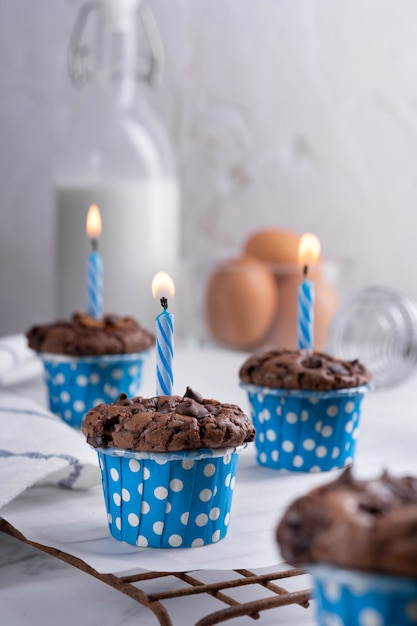 Deliziosa festa della mamma Cupcakes al cioccolato fatti in casa