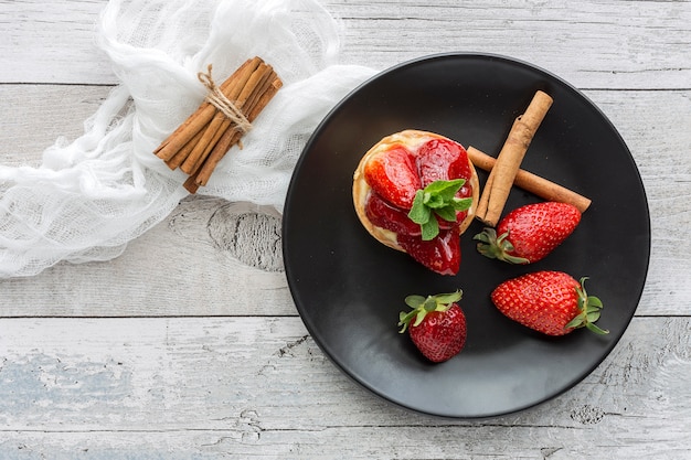 Deliziosa torta di fragole fatta in casa