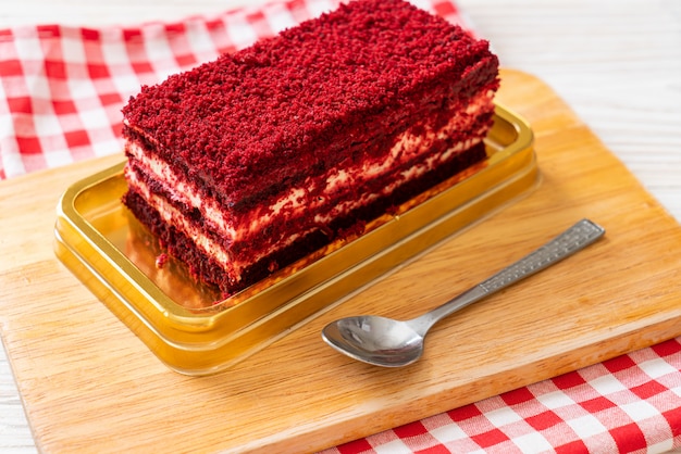 Deliziosa torta di velluto rosso