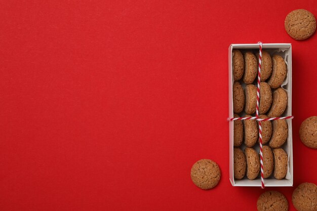 Deliziosi biscotti natalizi olandesi Pepernoten in confezione regalo