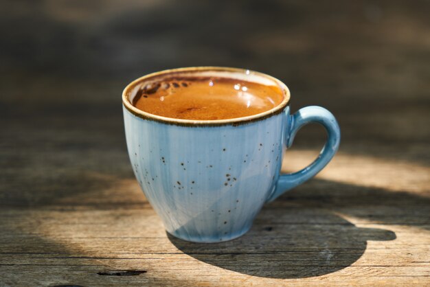 Delizioso caffè turco sul tavolo