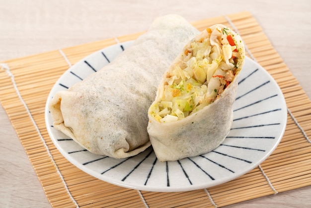 Delizioso cibo per involtini primavera taiwanese popiah lumpia