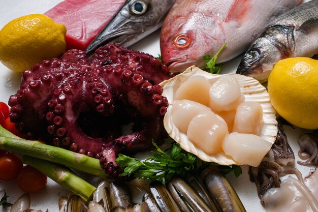 Delizioso concetto di assortimento di pesce del ristorante?