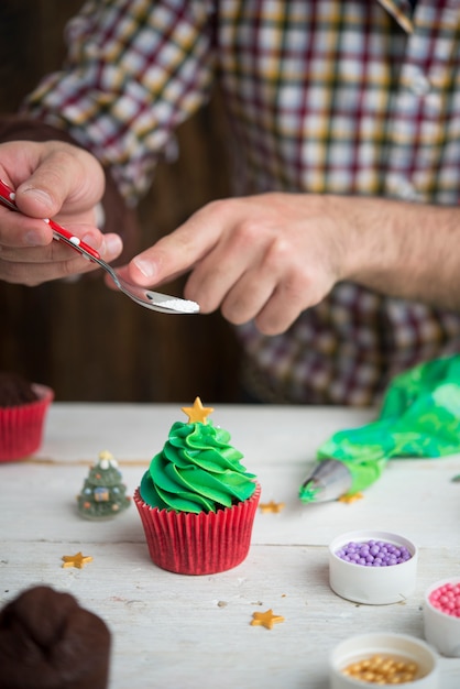 Delizioso cupcake natalizio