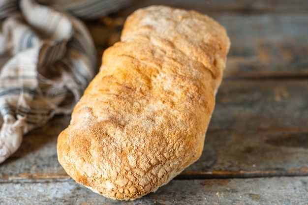 Delizioso pane ciabatta appena sfornato