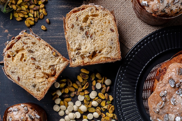 Delizioso panettone artigianale a fermentazione naturale.