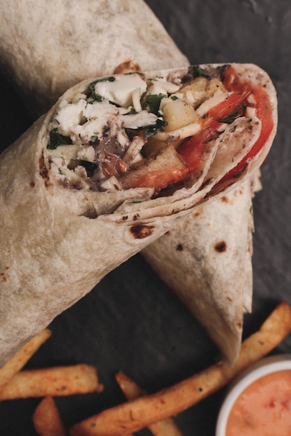 delizioso panino con kebap turco di carne dura