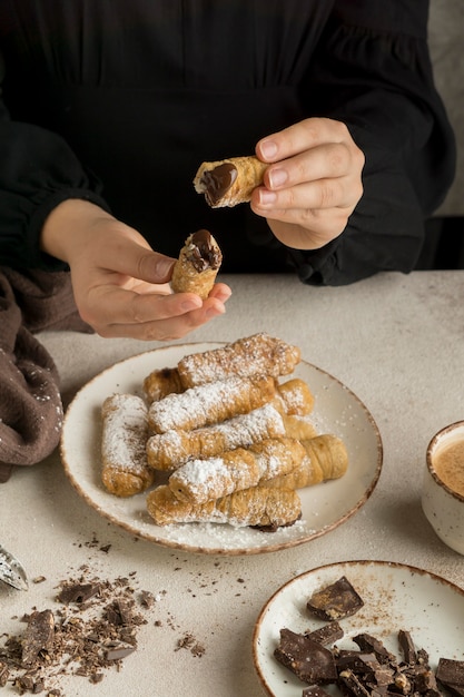 Delizioso piatto tradizionale tequenos