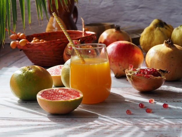 Delizioso succo di frutta tropicale