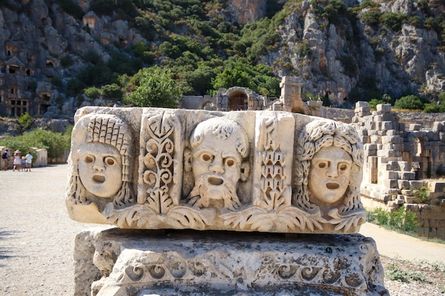 Demre - Antalya, 26 giugno 2023, antiche rovine della tomba di roccia della Licia Myra a Demre, Antalya.