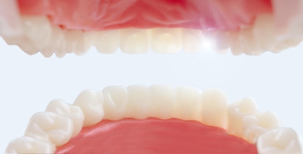 Dentista che tira i denti Vista dalla bocca Immagine concettuale di salute e igiene dentale