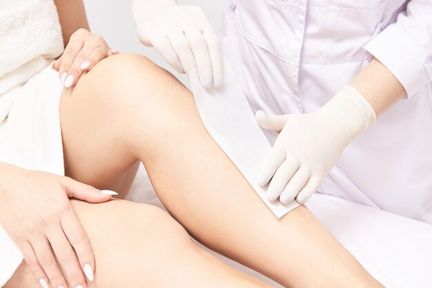 Depilazione Rutinaria per la pelle femminile Cura del corpo
