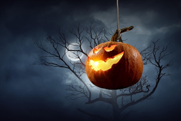 Design di Halloween con zucche spettrali. Tecnica mista