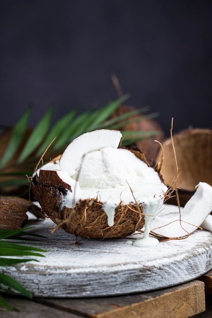 Dessert al cocco con gelato