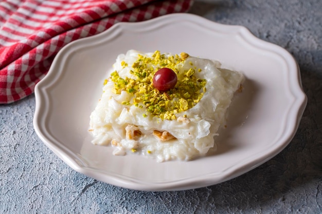 Dessert turco tradizionale del Ramadan Gullac