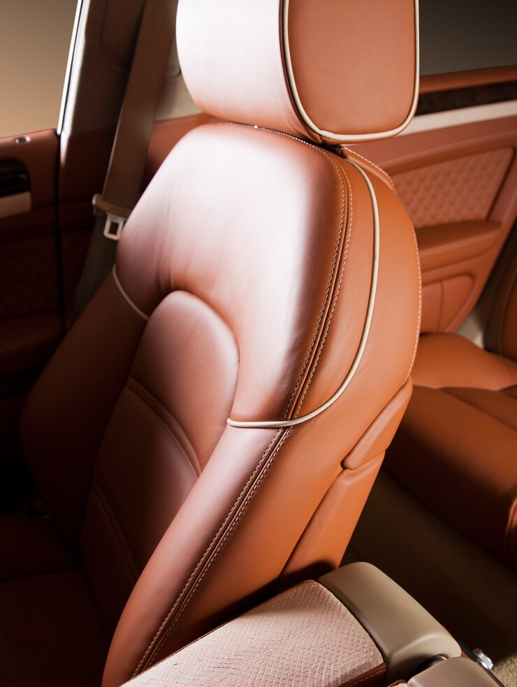 Detail jok mobil kulit dari dekat