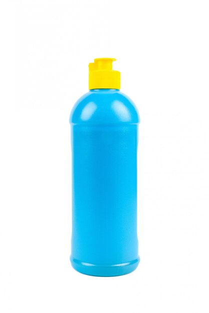 Detersivo per piatti in bottiglia blu isolato