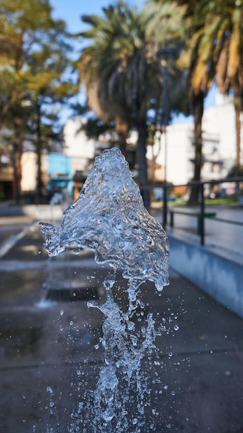 Dettagli del getto d'acqua di una fontana