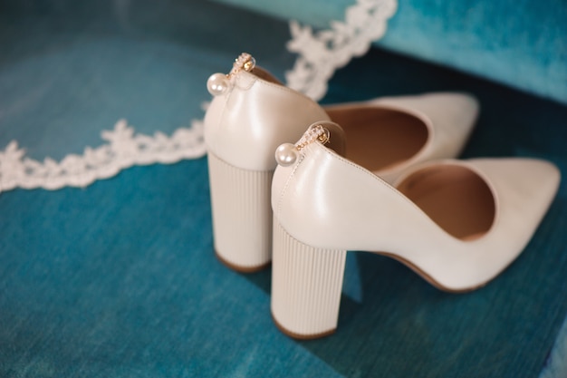 Dettagli del matrimonio sposa - scarpe da sposa