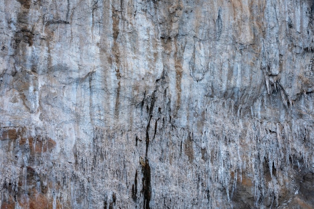 Dettagli di struttura della scogliera della roccia sull&#39;isola della Tailandia di kra del mare