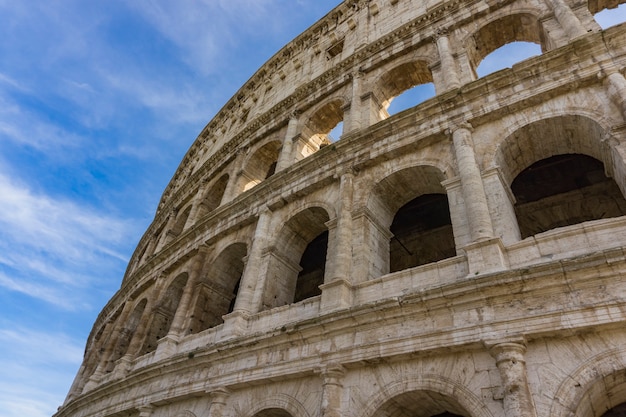 Dettaglio dall'antico Colosseo a Roma, Italia