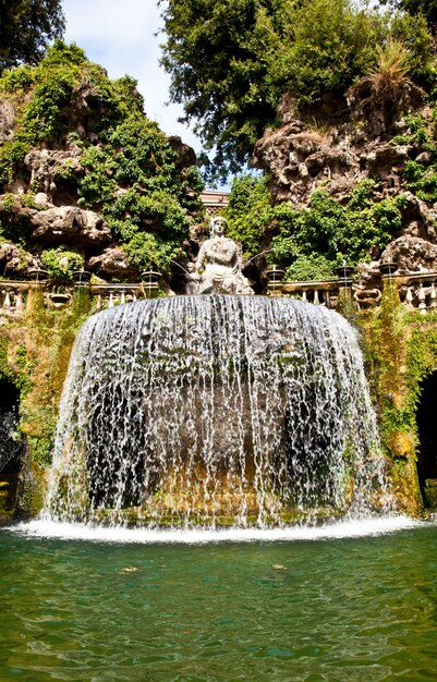 Dettaglio della lussuosa Villa d'Este a Tivoli, vicino Roma - Italia