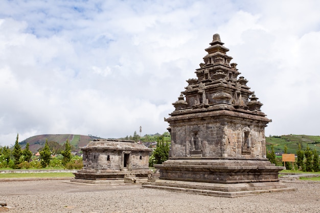 Dieng tempio Arjuna complesso Indonesia