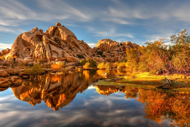 Diga di Barker nel Parco nazionale di Joshua Tree la sera al tramonto