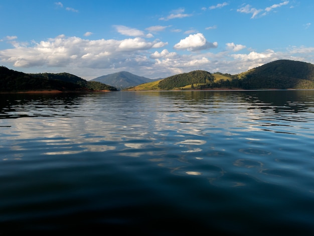 Diga di Jaguari vista dal fiume