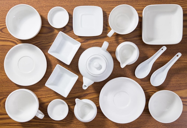 Direttamente sopra la foto degli utensili da cucina sul tavolo
