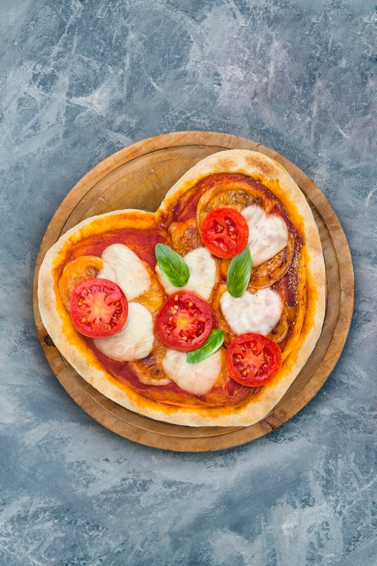 Foto direttamente sopra la foto della pizza sul tavolo