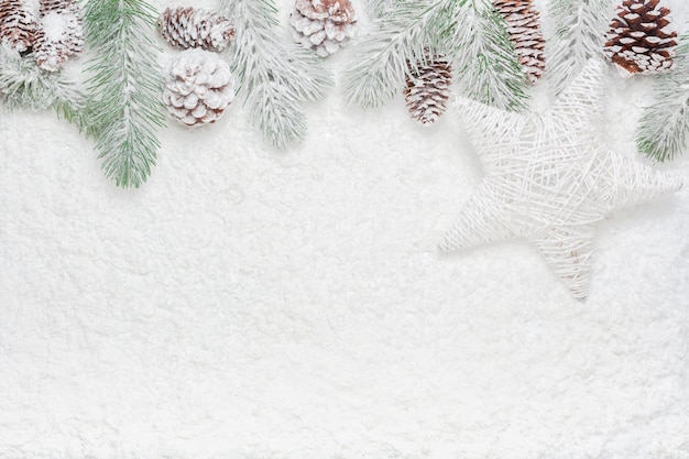 Direttamente sopra la foto delle decorazioni natalizie durante l'inverno