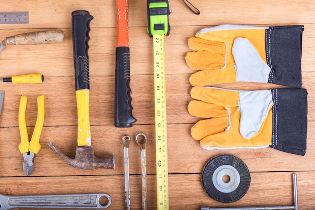 Direttamente sopra la ripresa degli strumenti di lavoro sul tavolo