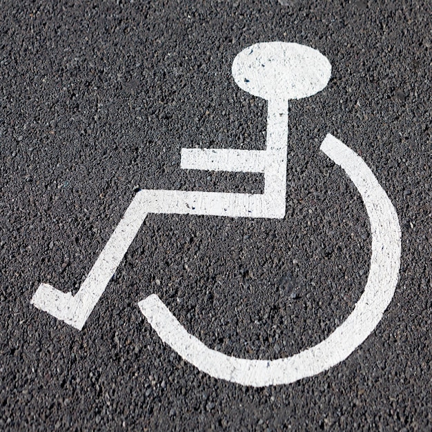 Disabilitare il segno di parcheggio per disabili