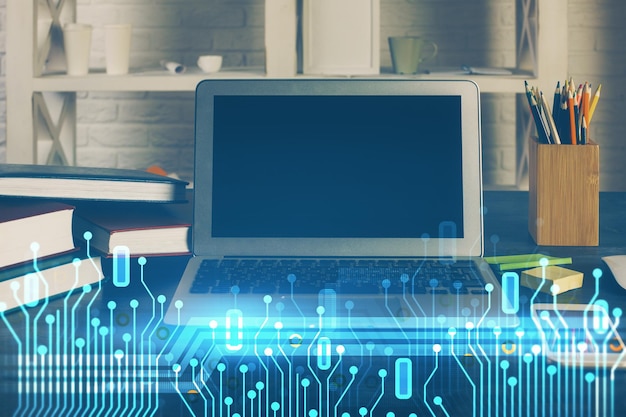 Disegno a tema tecnologico e spazio di lavoro con computer Multi esposizione Concetto di innovazione