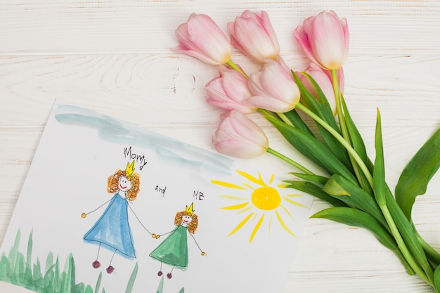 Disegno del bambino di madre e figlia con fiore