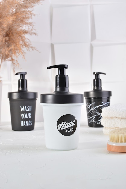 Dispenser di sapone liquido