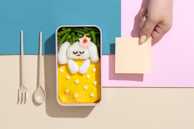 Disposizione del sano bento box giapponese