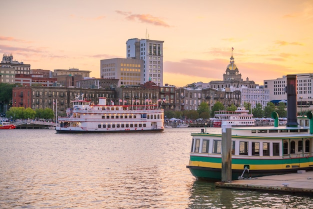 Distretto storico sul lungomare di Savannah Georgia USA al crepuscolo