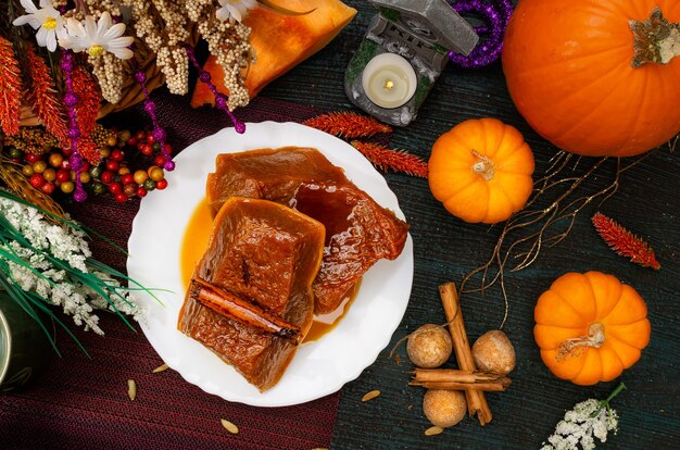 Dolce tradizionale di zucca al miele della festa del Dia de Muertos