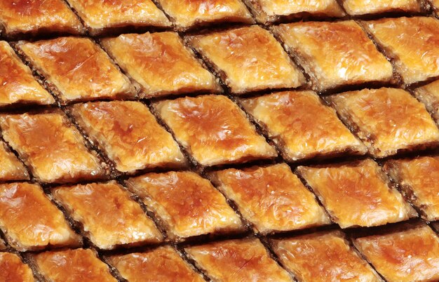 Dolce tradizionale turco Baklava Con noci e pistacchi