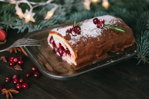 Dolci fatti in casa fatti a mano su uno sfondo di Natale. Cucinando. Tonificante