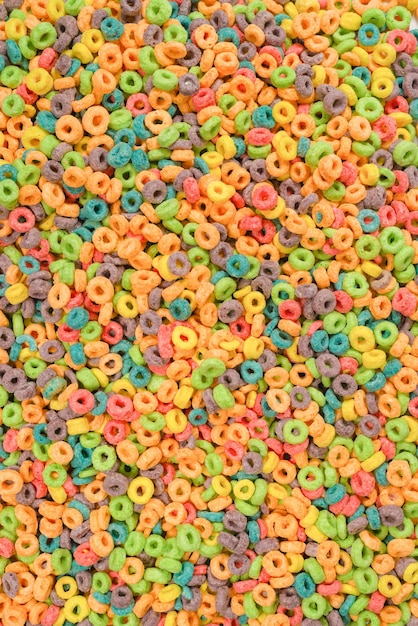 Dolci fiocchi di cereali multicolori come sfondo