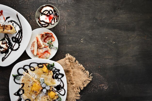 Dolci frittelle gelato dolci Vista dall'alto Spazio libero per il testo Stile rustico