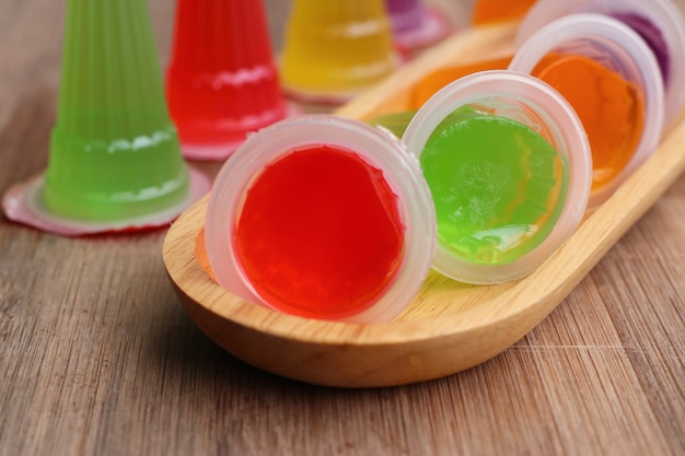 Dolci gelatina con colorato