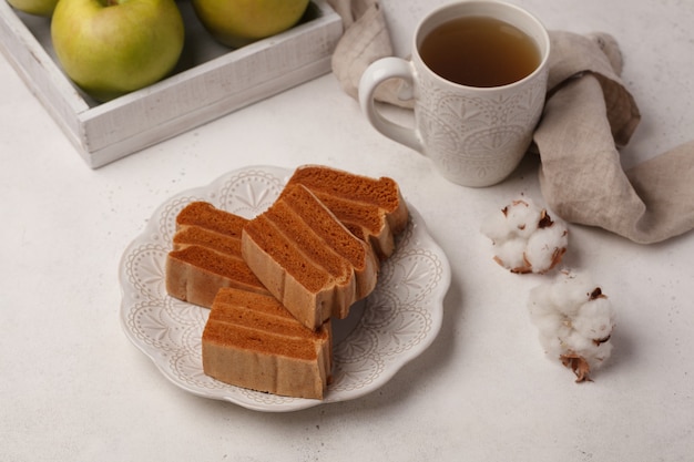 Dolci per tè e caffè. Marshmallow e marmellata