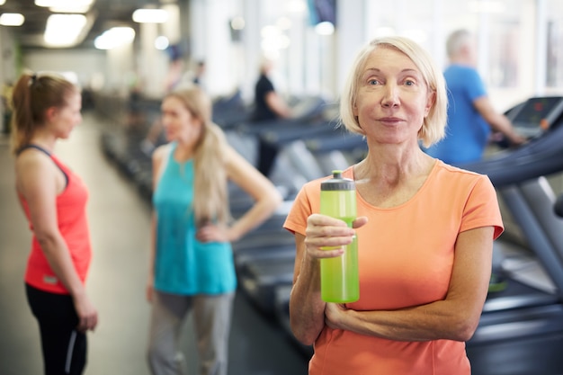 Donna in palestra