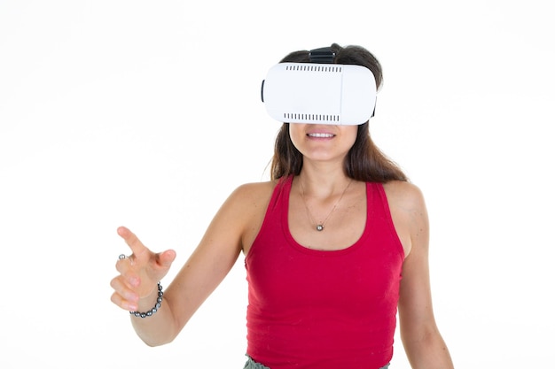 Donna metaverse in vr maschera la realtà virtuale come nuovo dispositivo di intrattenimento