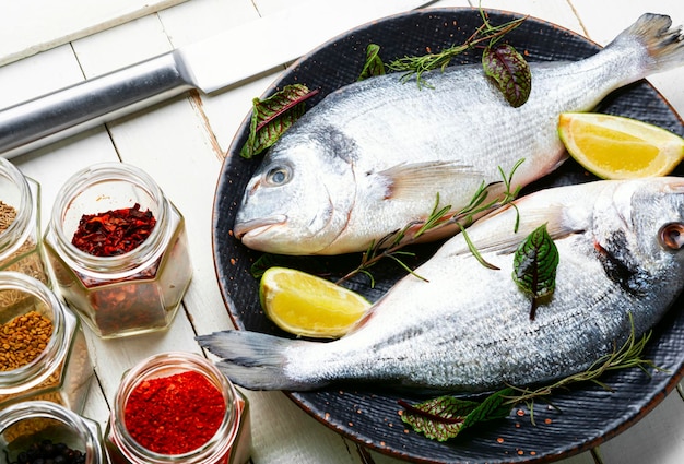 Dorado è un pesce sano e gustoso